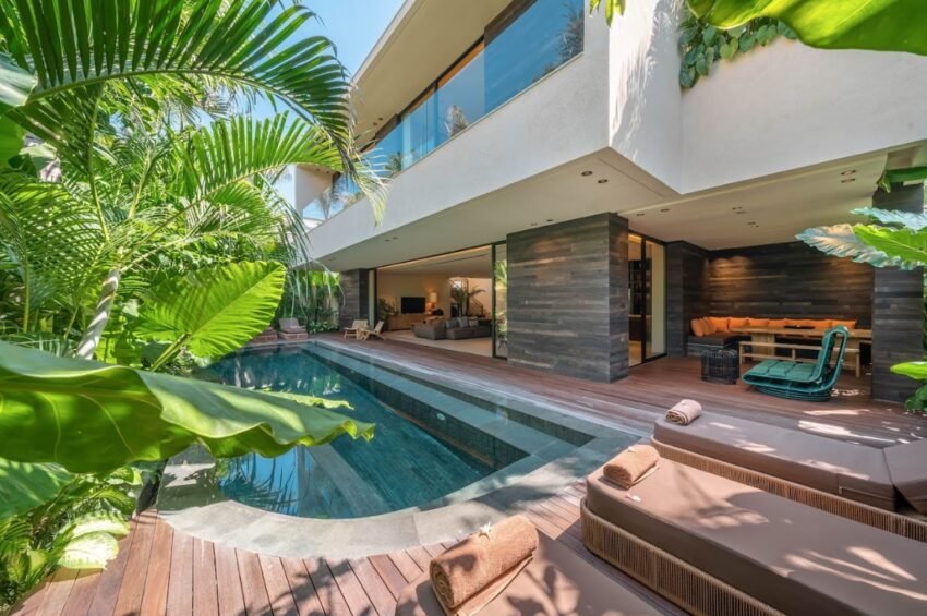 4-Bedroom Modern Villa with Private Pool – Berawa, Canggu – BVI73477